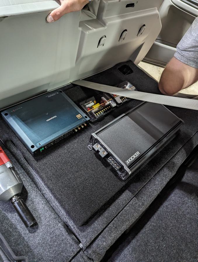 NS Electronics installation sample 72